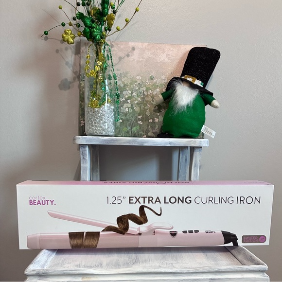 Cortex Beauty Other - Pink Curling Iron